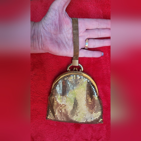 Vintage Mesh Clutch and Matching Pouch - Picture 7 of 9